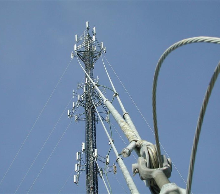 十堰首座共享电力铁塔通信基站开通 5G网络时代即将到来
